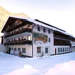 Alpenlodge, 19 Апартаменты Тирзе